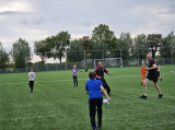 Laatste training S.K.N.W.K. JO11-1JM (partijtje tegen de ouders) van maandag 27 mei 2024 (122/137)